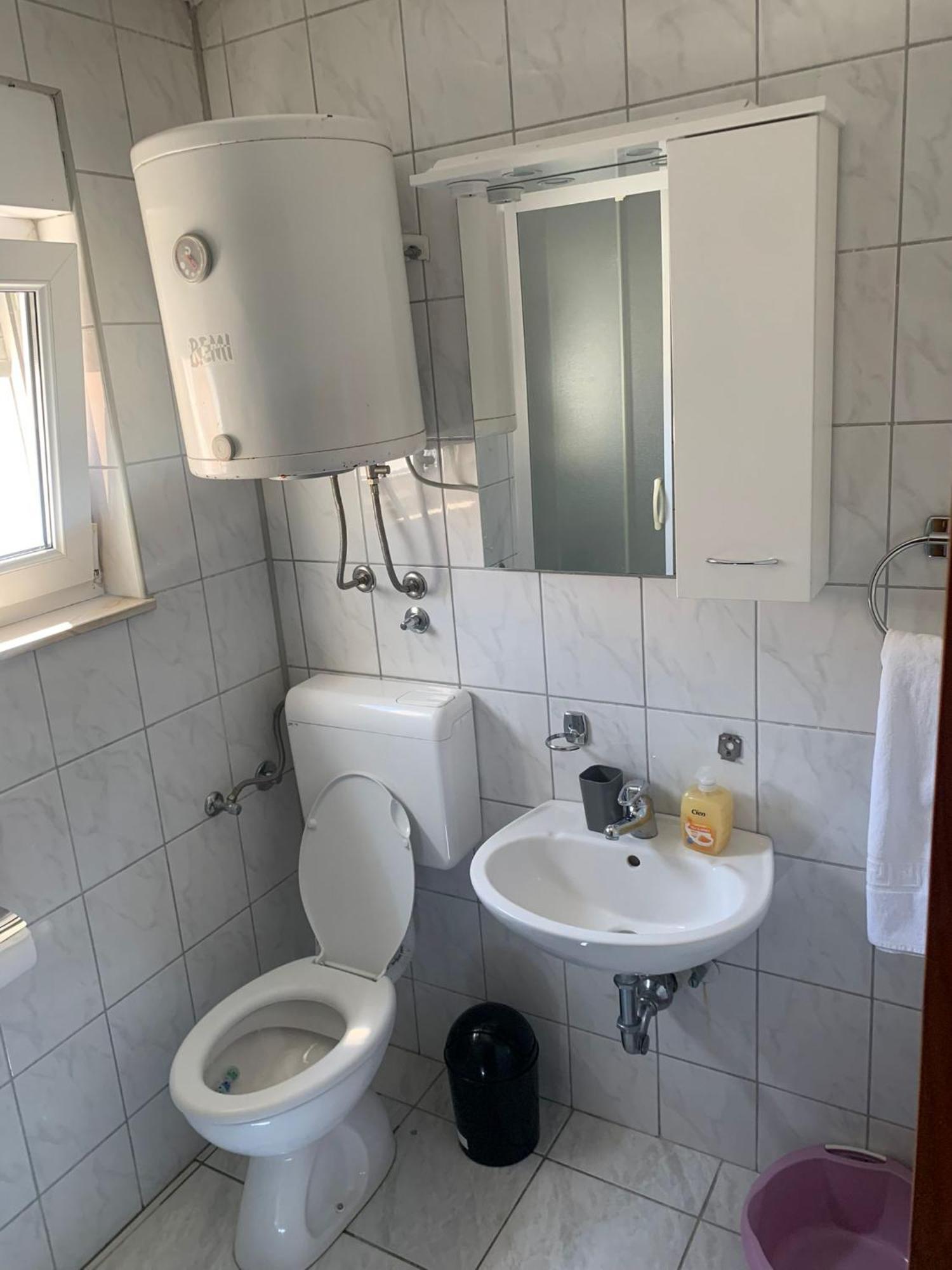 Apartmani Kutlesa Vodice Exteriör bild