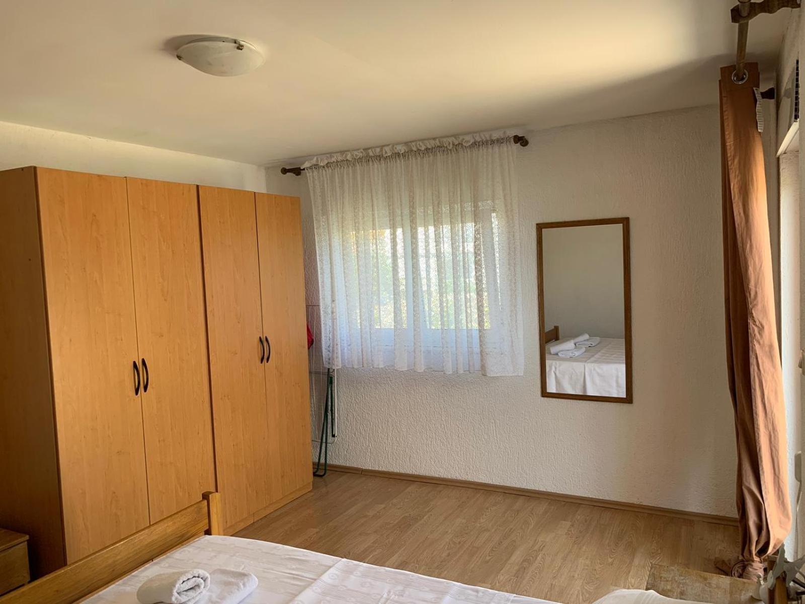 Apartmani Kutlesa Vodice Exteriör bild
